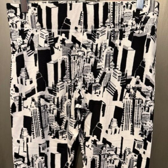 Mixit Electric Avenue Print Cotton Leggings - NWT - Size Medium - Picture 5 of 16